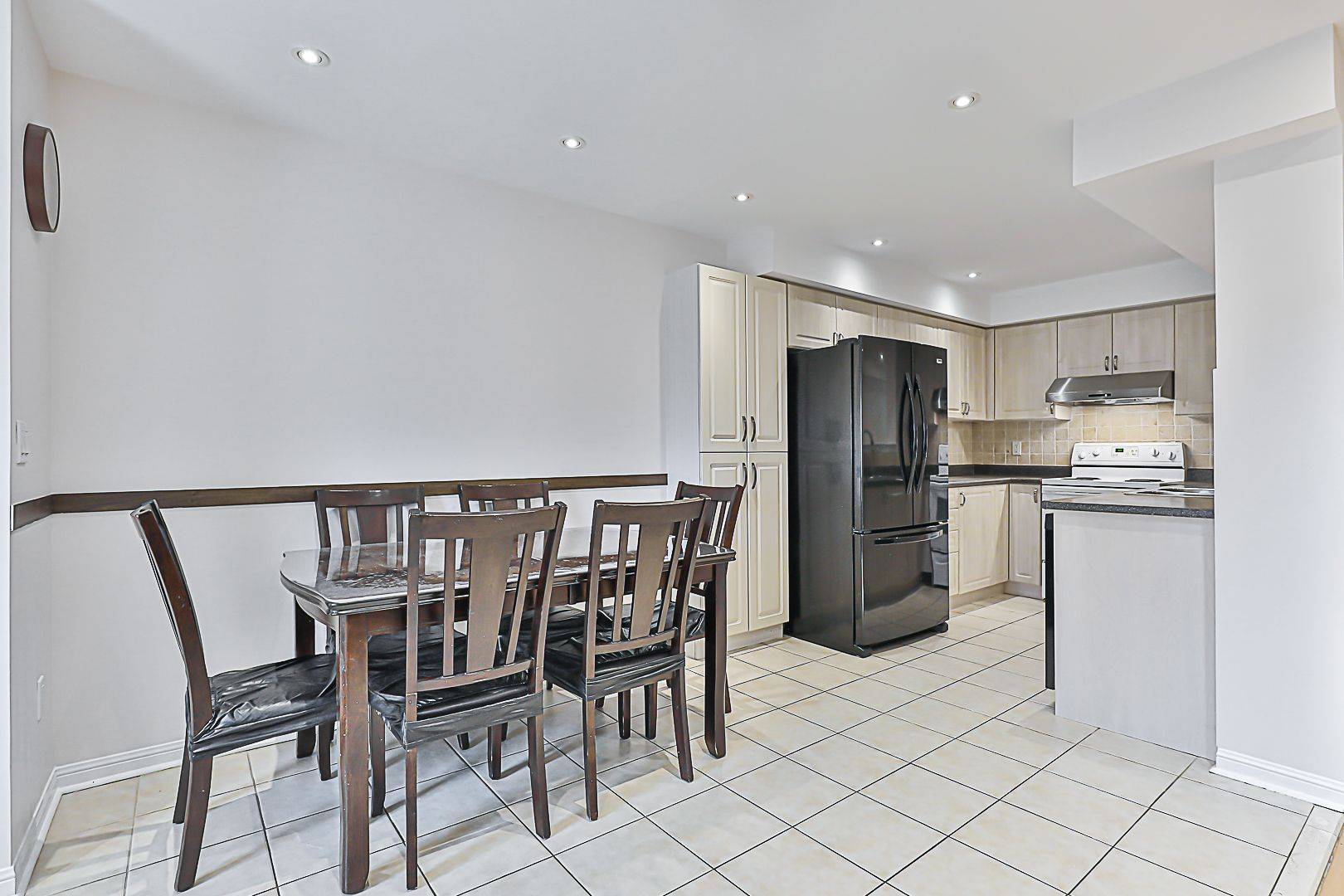 Markham, ON L6C 2S5,533 Bur Oak AVE