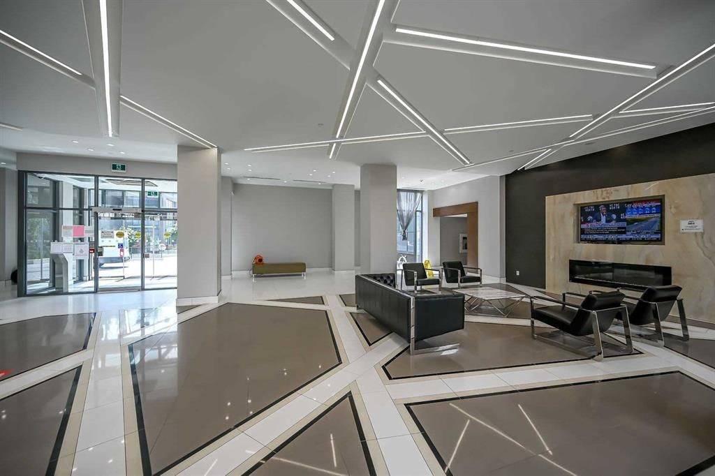 Mississauga, ON L5R 0G5,5025 Four Springs AVE #1305