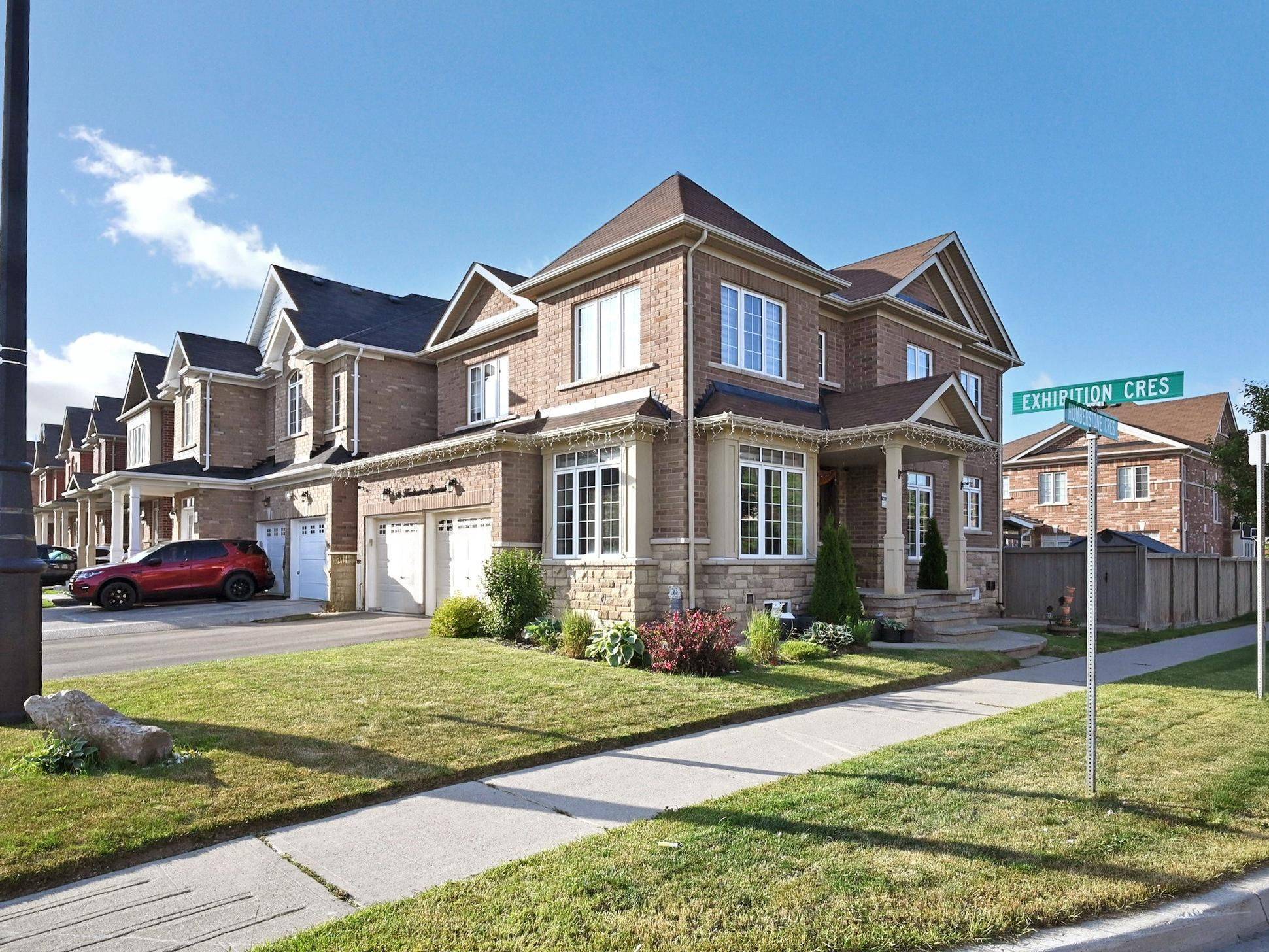 96 Humberstone CRES, Brampton, ON L7A 4B8