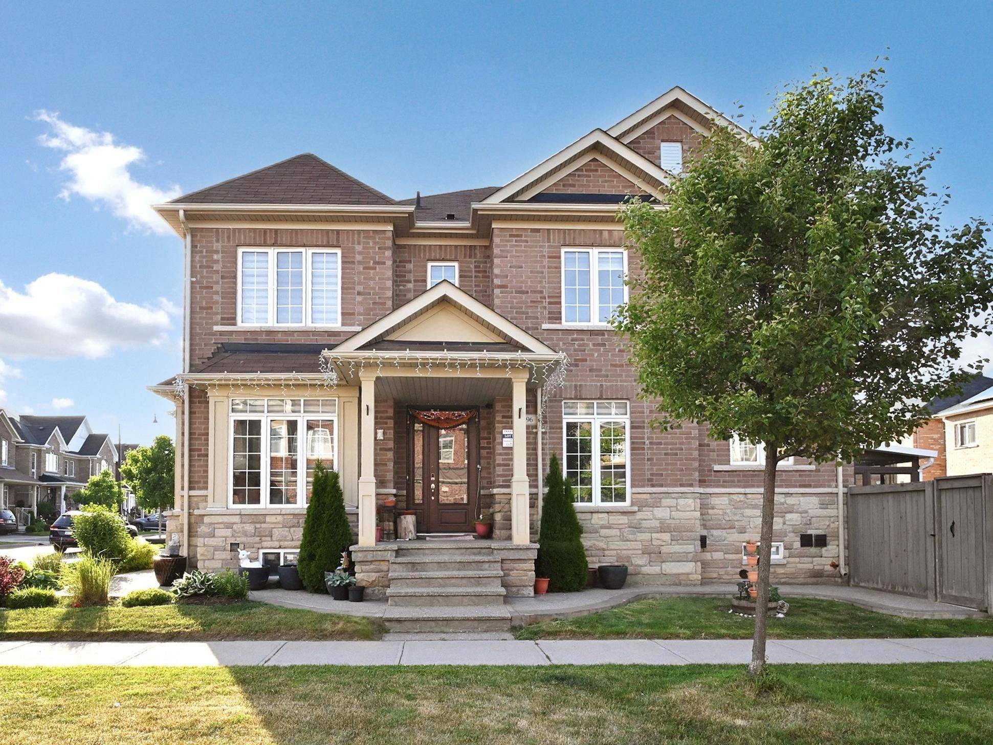 Brampton, ON L7A 4B8,96 Humberstone CRES