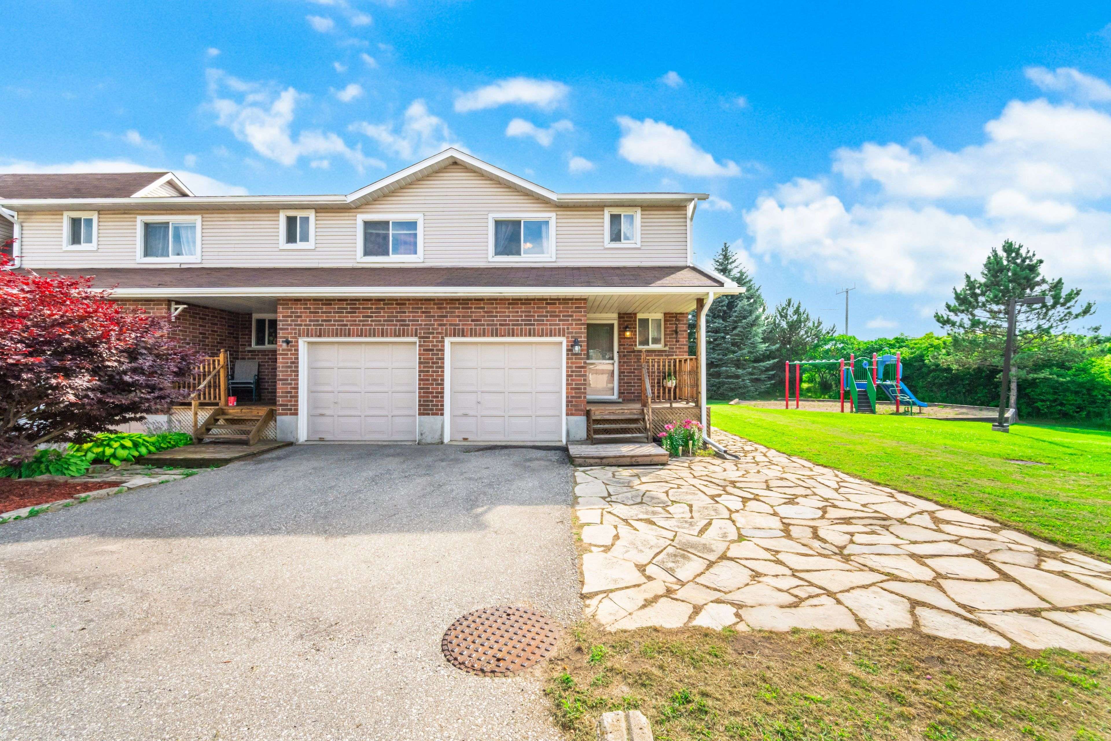 Waterloo, ON N2T 2N9,360 Cornridge PL #5