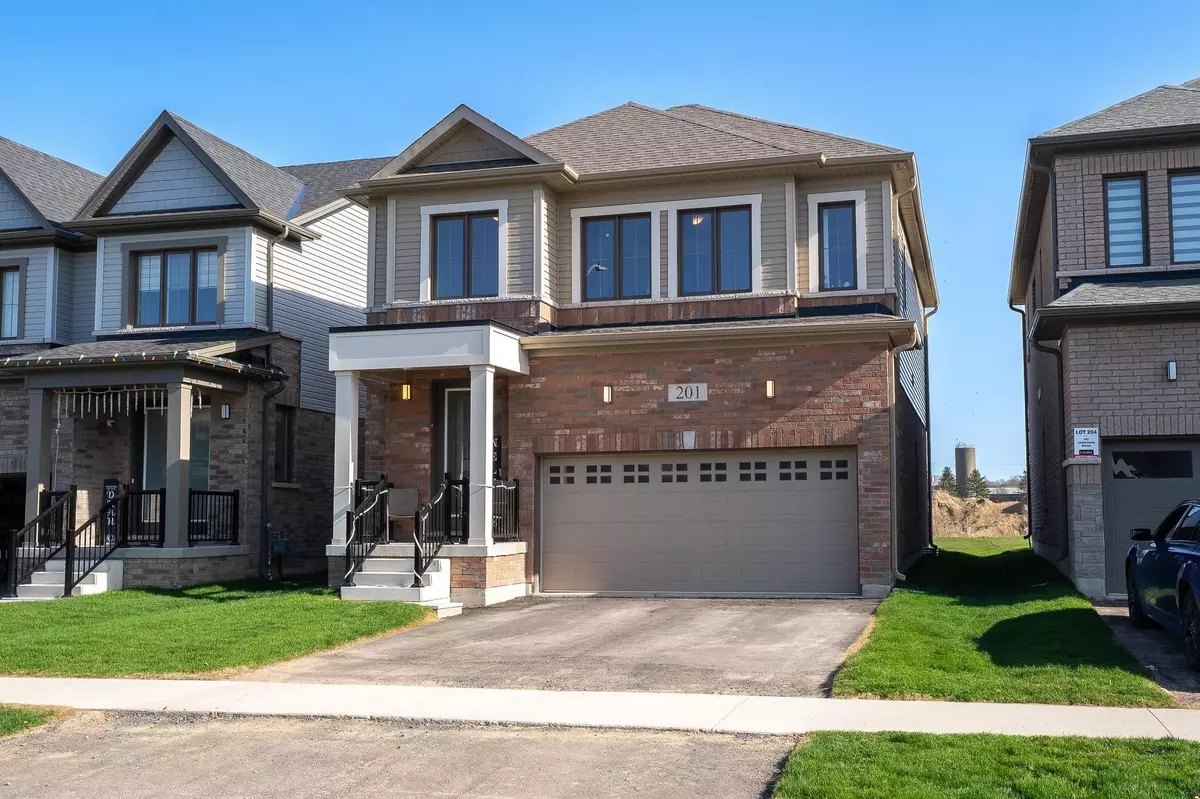 North Dumfries, ON N0B 1E0,201 Leslie Davis ST
