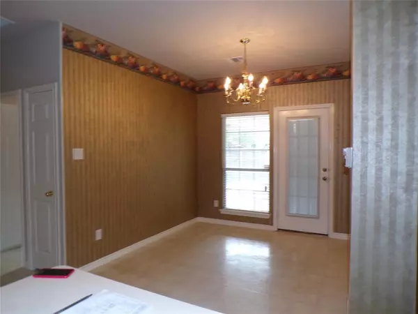 Desoto, TX 75115,1501 Mountain Laurel Lane