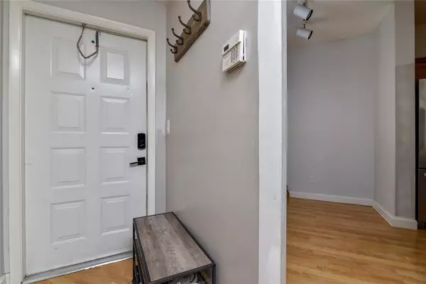 Pembroke Pines, FL 33027,15880 SW 3rd  CT #101