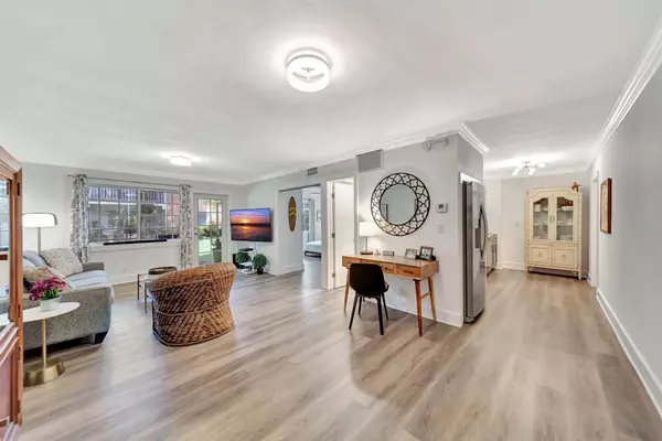 Wilton Manors, FL 33305,200 NE 19th Ct #109 M