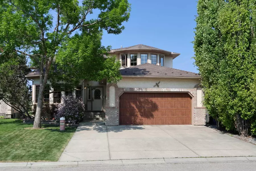 116 Hampshire GRV NW, Calgary, AB T3A 5A5