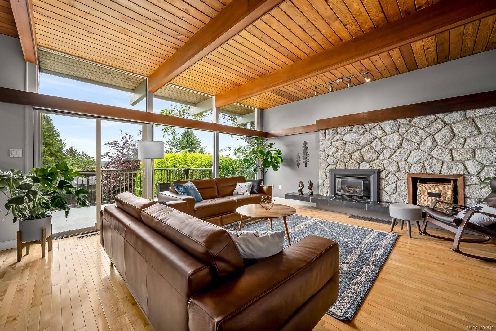 141 Thulin St, Campbell River, BC V9W 2K4