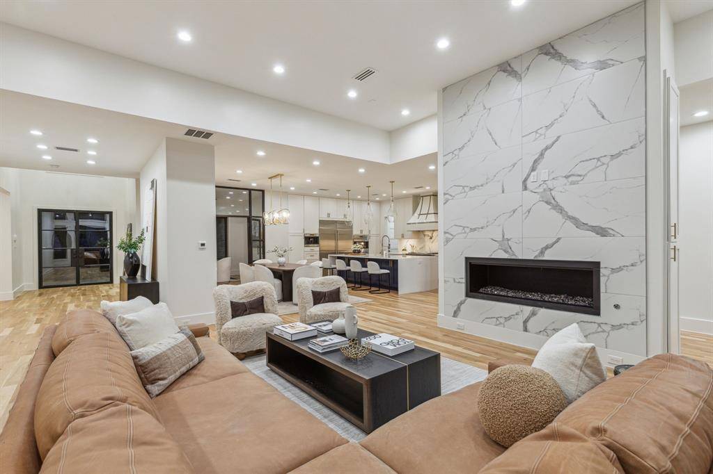 Dallas, TX 75230,6839 Orchid Lane