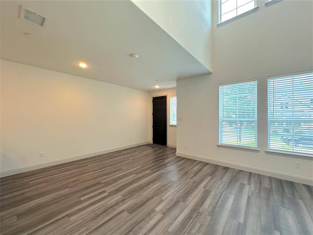 Mckinney, TX 75069,929 Utica Drive