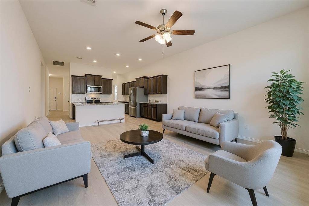 Royse City, TX 75189,455 Beldon Way