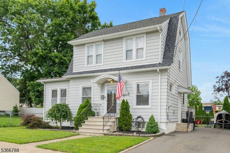 Clifton City, NJ 07013,18 Gillies Street