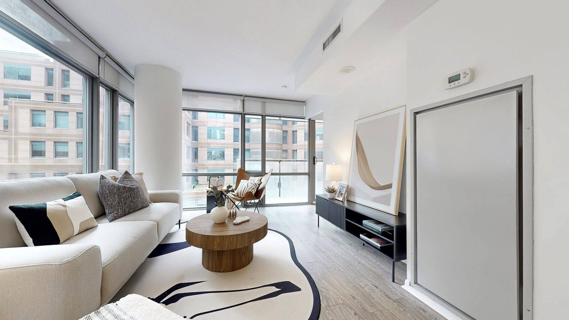 Toronto C01, ON M4Y 1A5,38 Grenville ST #407
