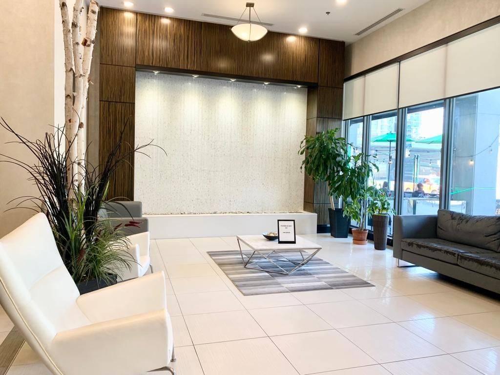 Toronto C01, ON M5J 3A1,25 Lower Simcoe ST #325