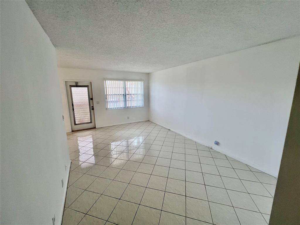 Boca Raton, FL 33434,3002 Newcastle A