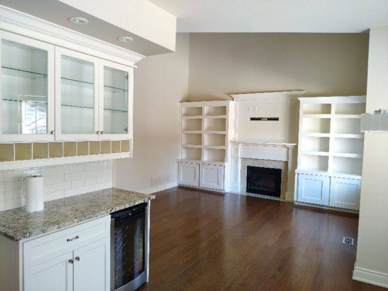 Oakville, ON L6H 6E3,1365 Summerhill CRES