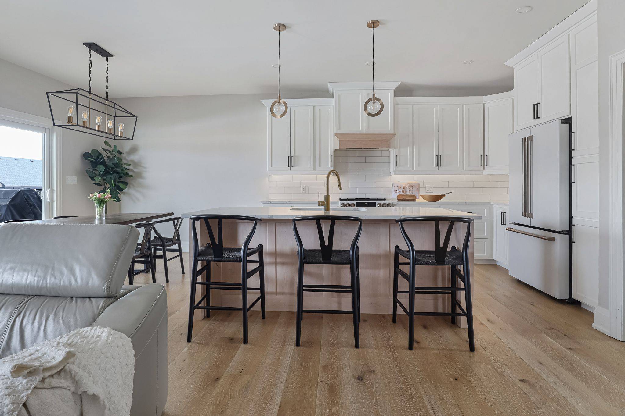 Arran-elderslie, ON N0H 2N0,56 Chestnut Hill CRES