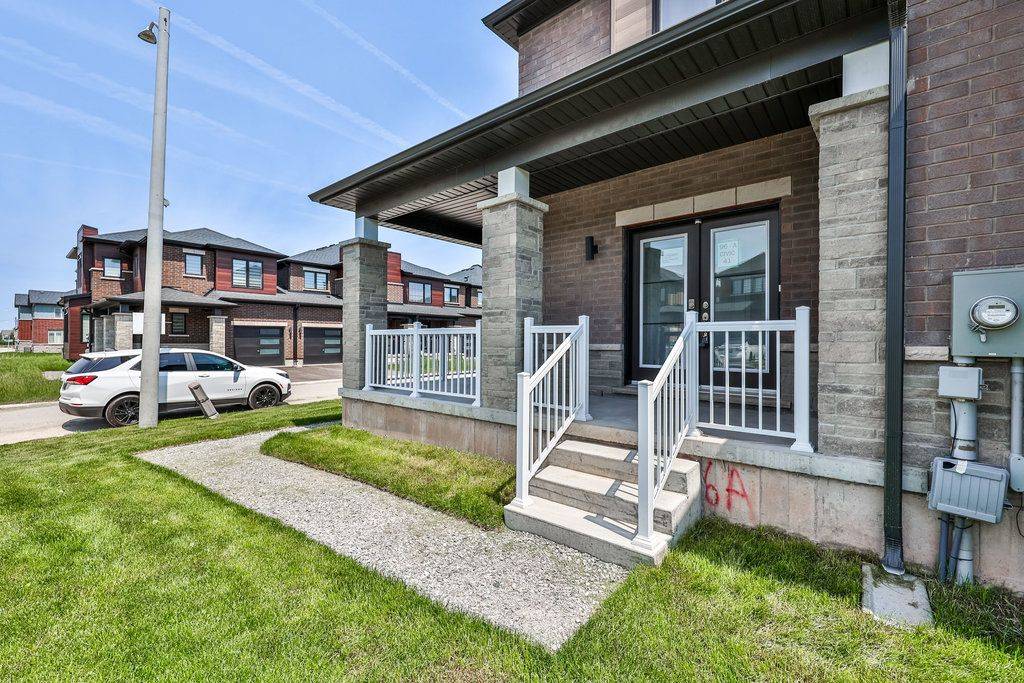Welland, ON L3B 0H4,41 Bentgrass DR