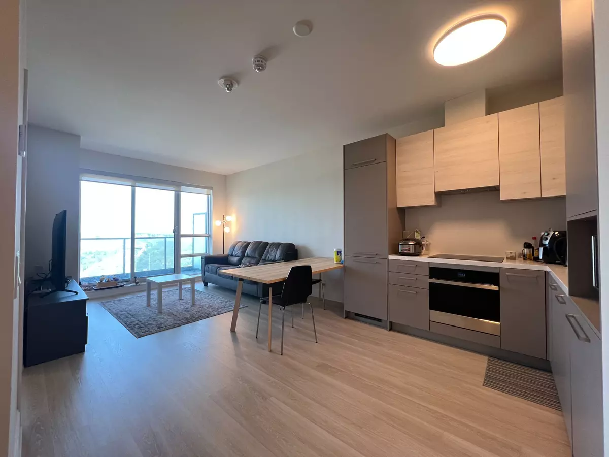 Markham, ON L3T 0G8,12 Gandhi LN #1211
