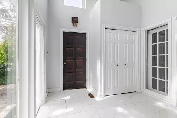 Toronto C14, ON M2M 2H7,144 Wedgewood DR