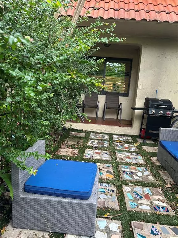 Miami Shores, FL 33138,1615 NE 105th St #3-4