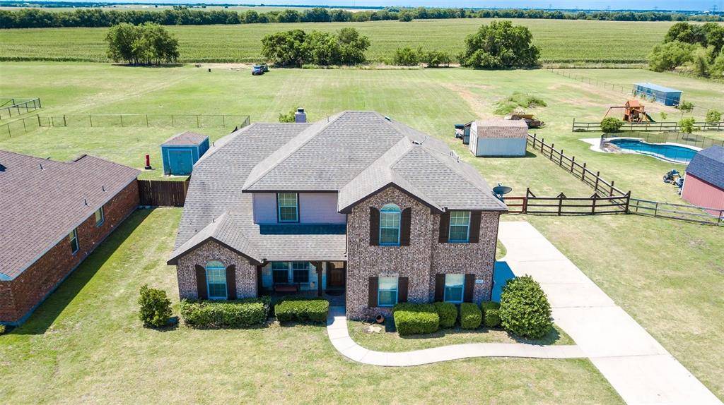 1567 Meadowbrook Lane, Nevada, TX 75173