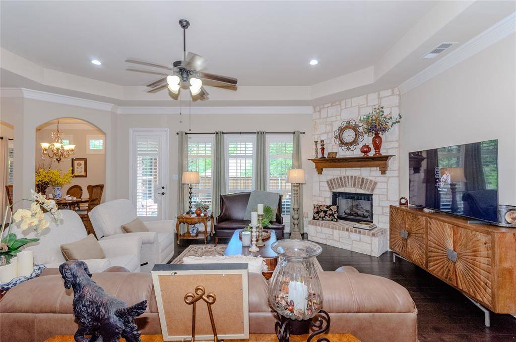 Mckinney, TX 75069,1301 Steepleview Lane