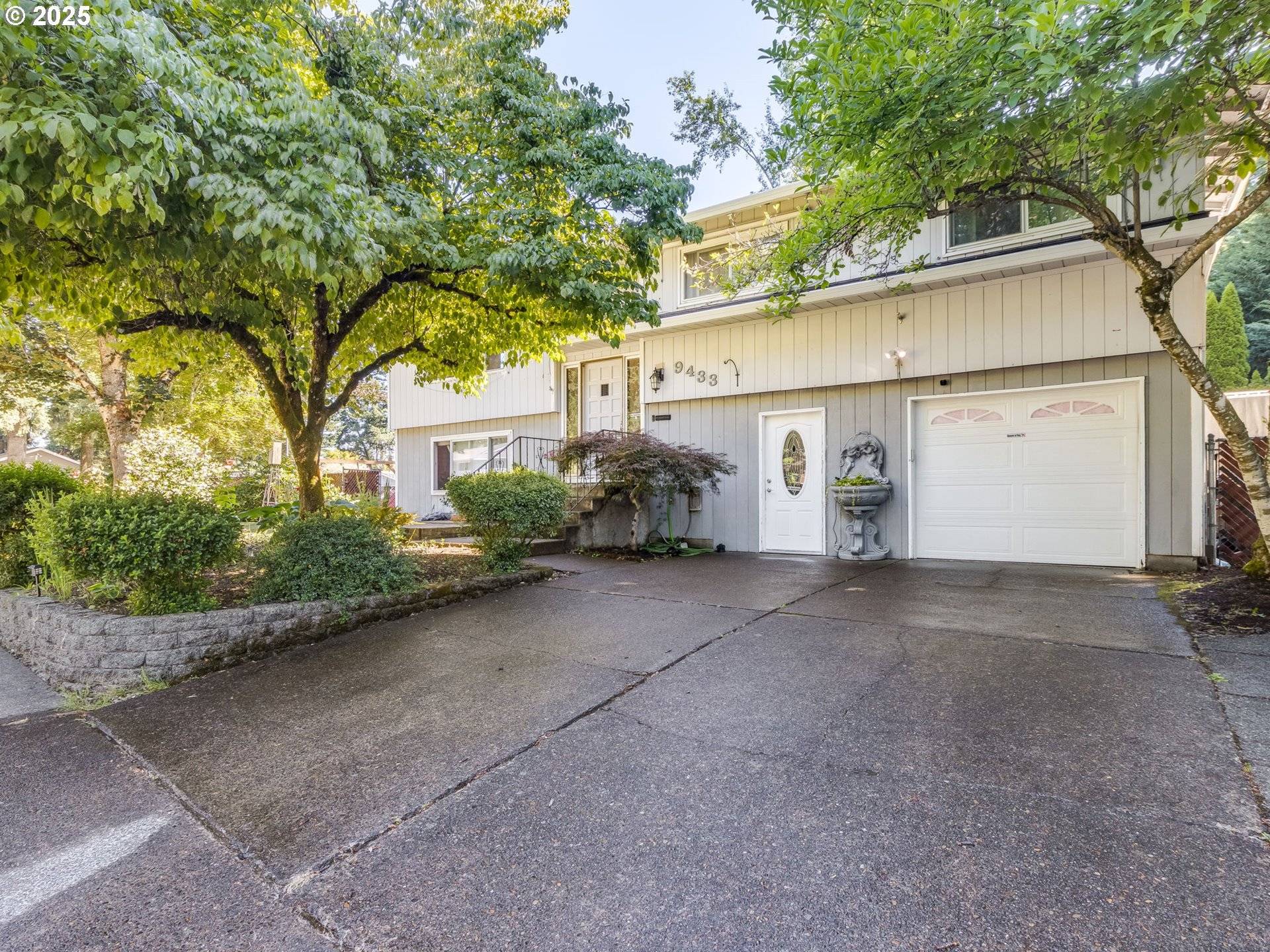 Tualatin, OR 97062,9433 SW Siuslaw LN