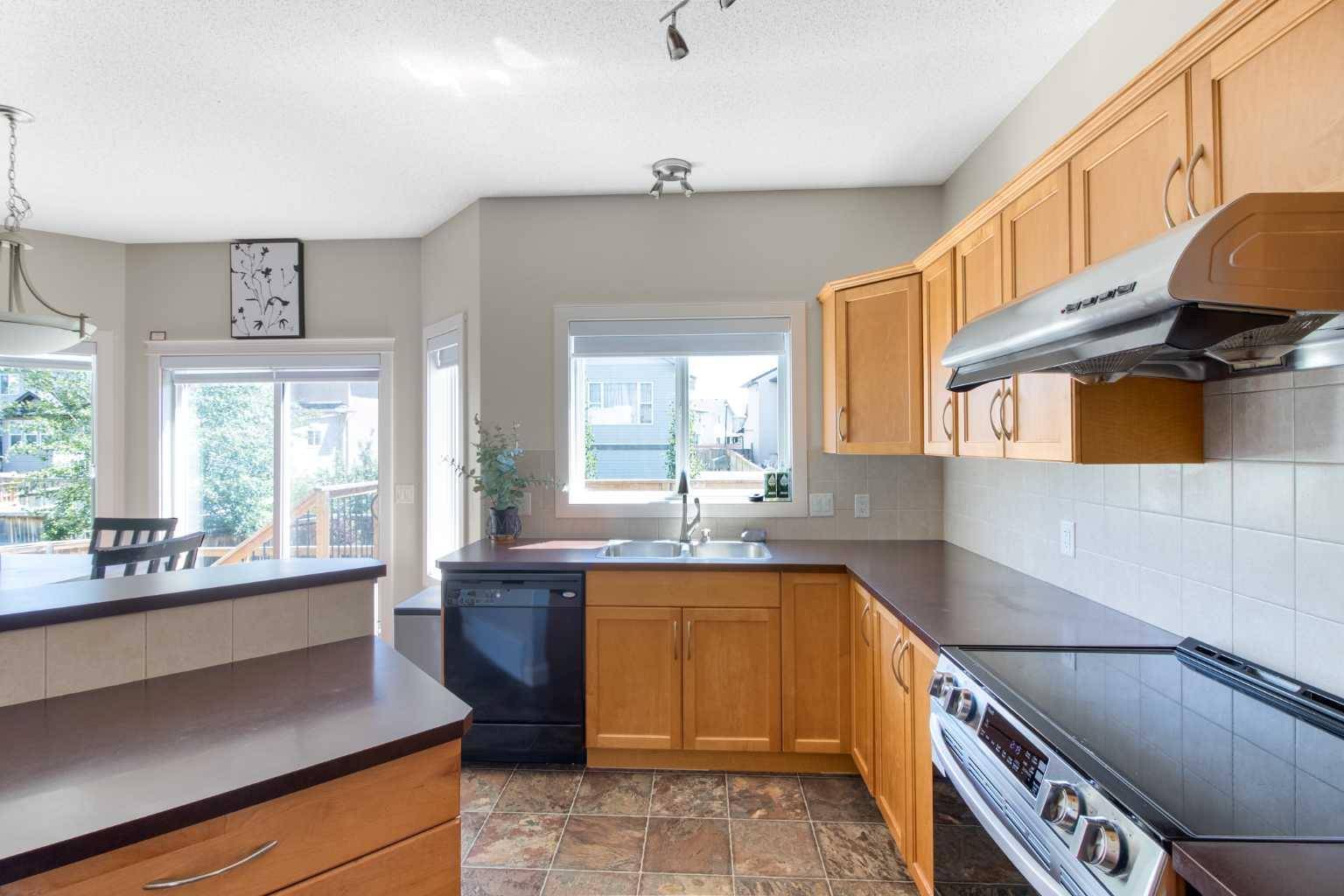 Chestermere, AB T1X 0C6,344 Windermere DR