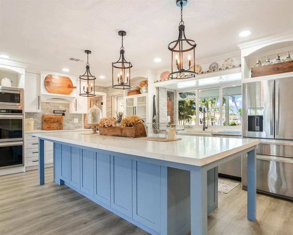 Plantation, FL 33317,5921 SW 18th St