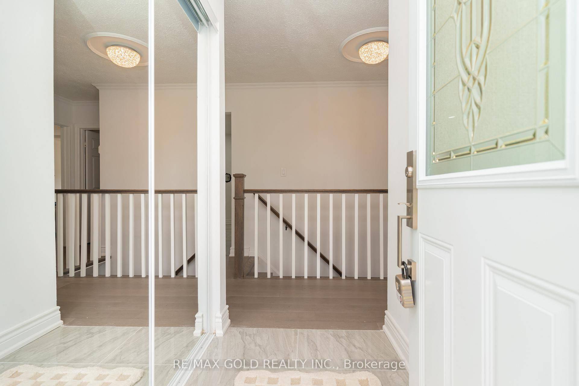 Brampton, ON L6W 2Z1,22 Carlyle CRES