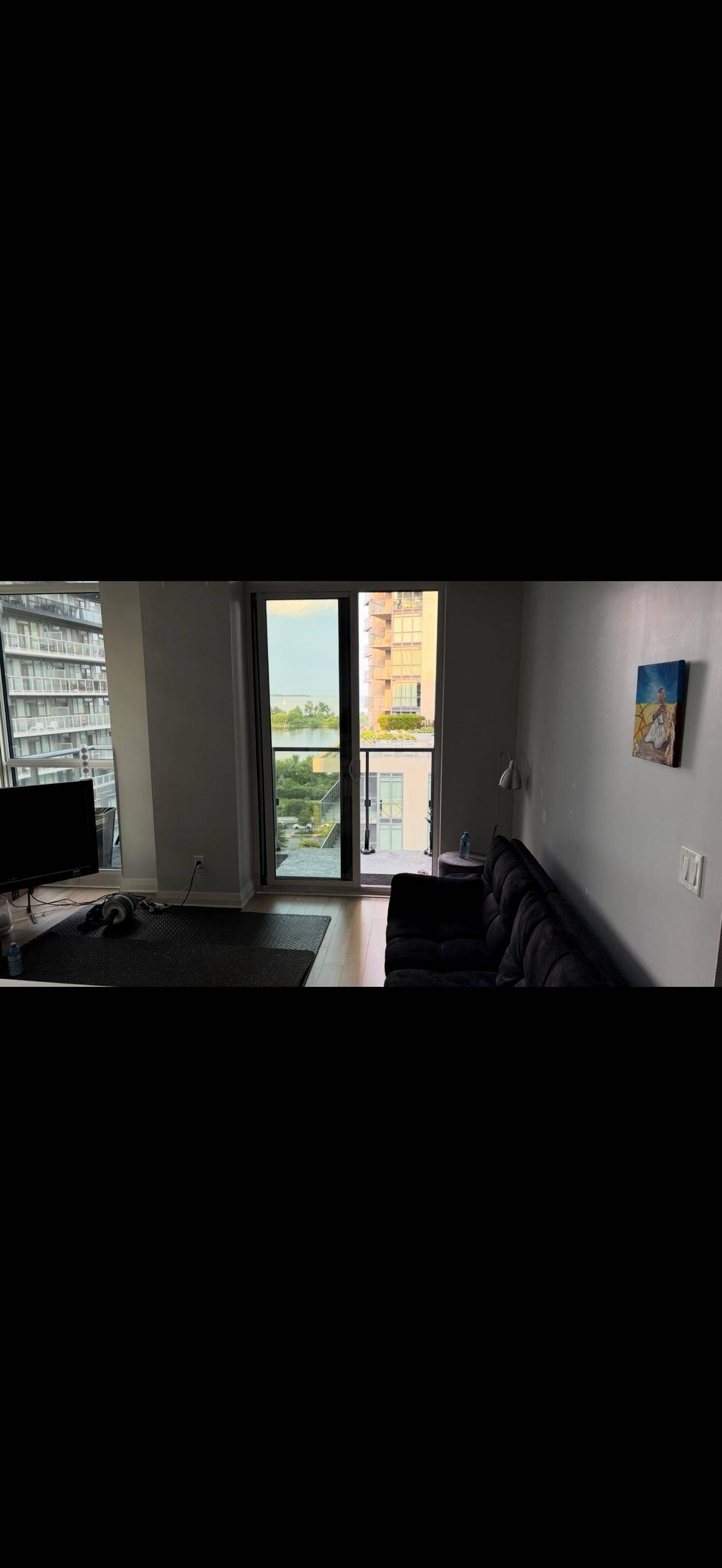 Toronto W06, ON M8V 0C5,60 Annie Craig DR #B912