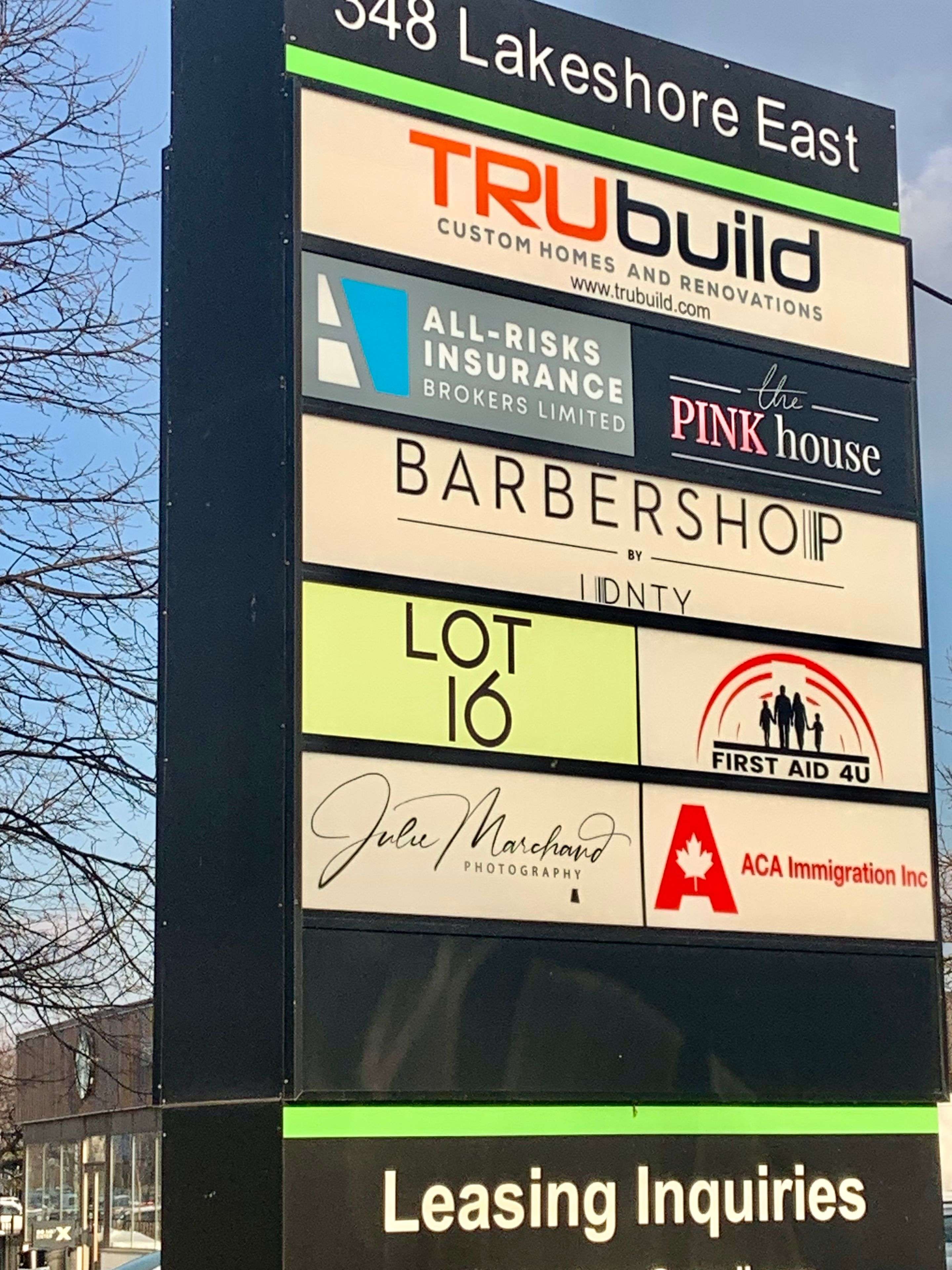 348 Lakeshore RD E #204, Mississauga, ON L5G 1H5