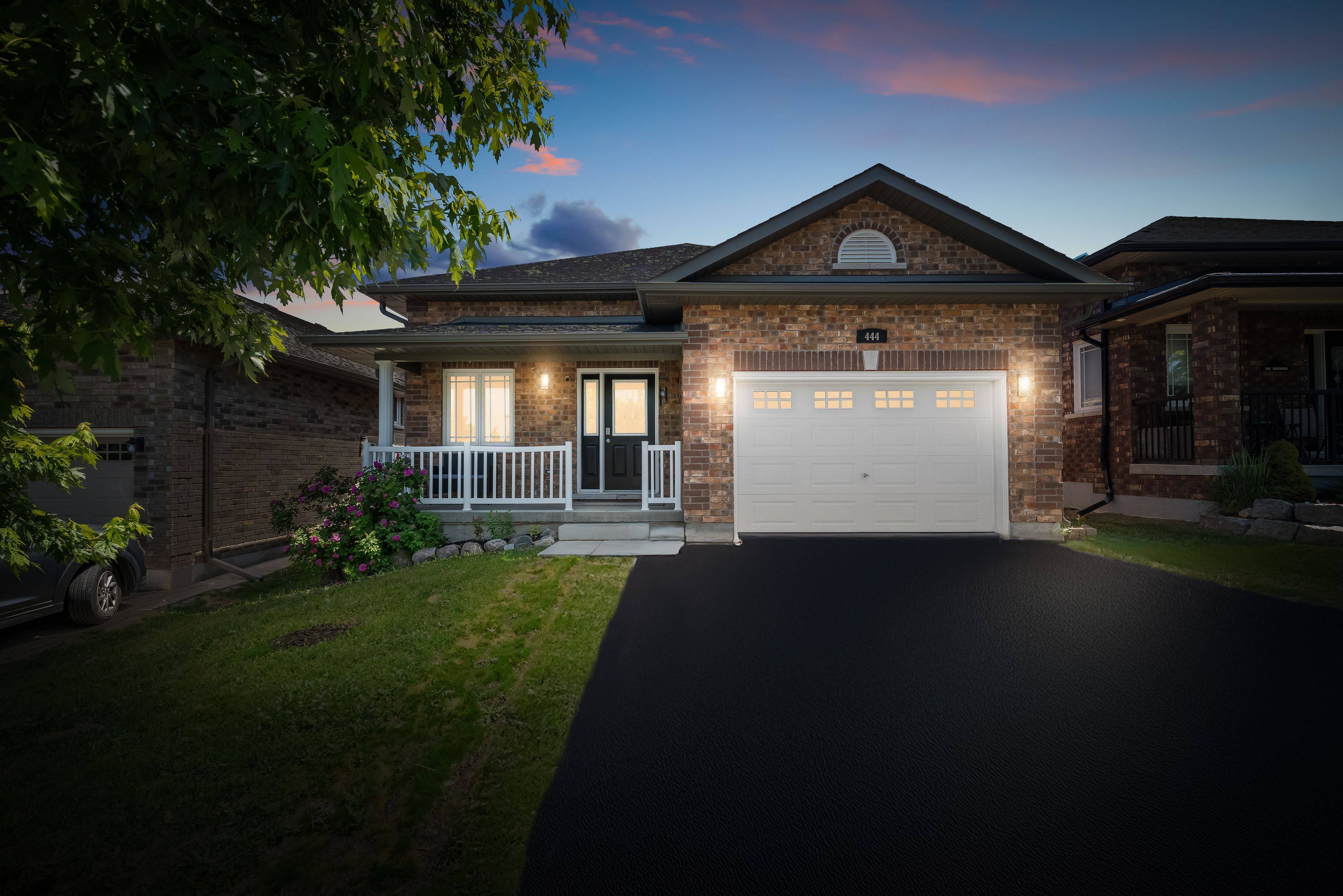 444 Florence DR, Peterborough North, ON K9J 0J1