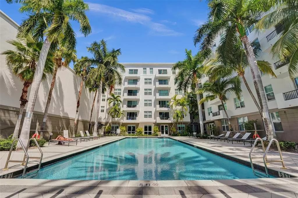 Fort Lauderdale, FL 33308,2401 NE 65th St #609