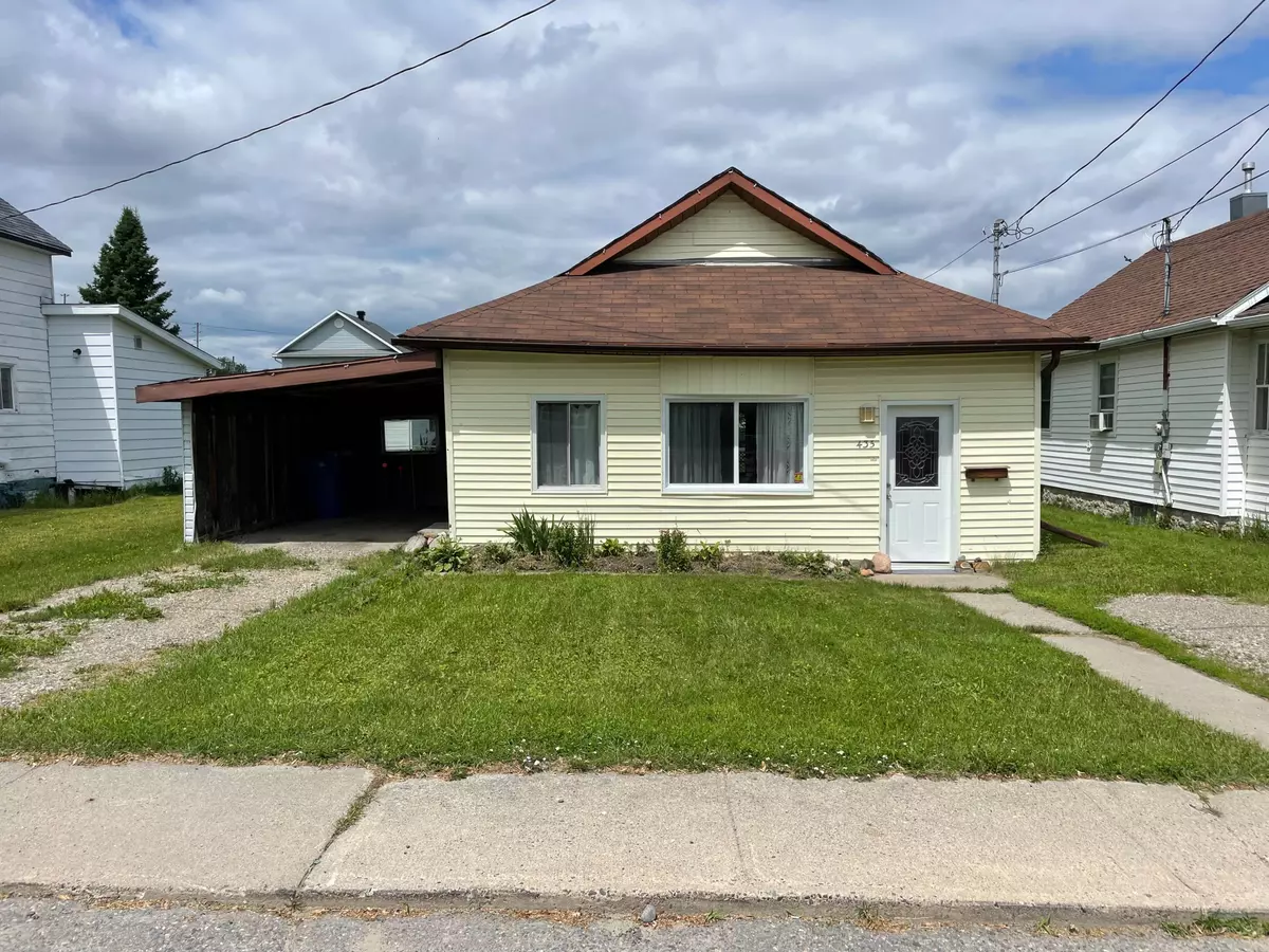 Temiskaming Shores, ON P0J 1K0,435 Blackwall ST
