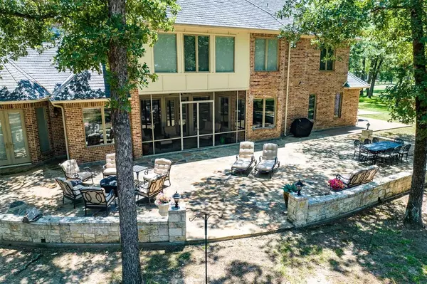 167 Saint Andrews Drive E, Mabank, TX 75156