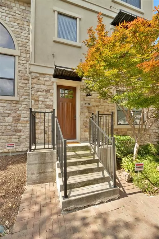 Plano, TX 75024,5724 Robbie Road