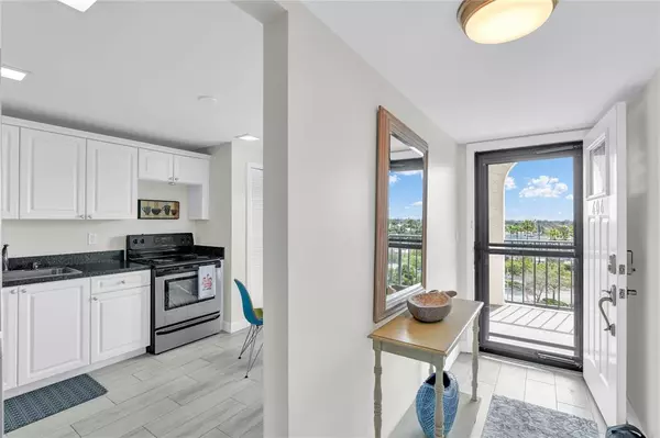 Deerfield Beach, FL 33441,1631 Riverview Rd #606