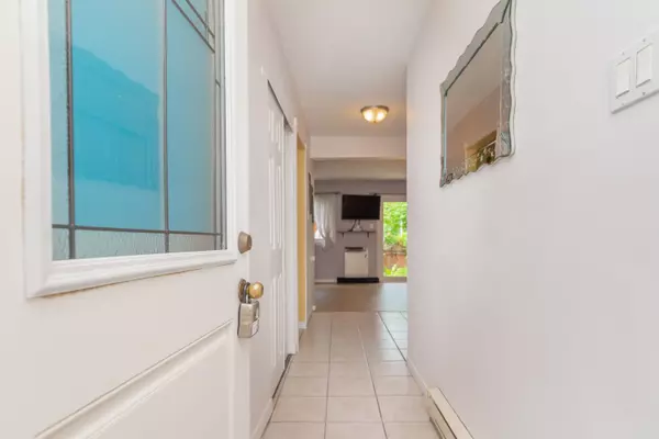 Brampton, ON L6S 2H4,16 Gatsby SQ