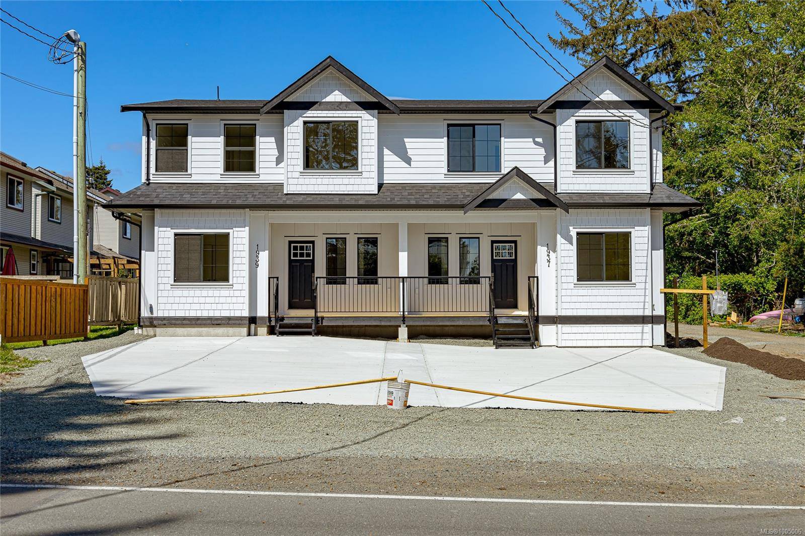 1937 Maple Ave S, Sooke, BC V9Z 0N9