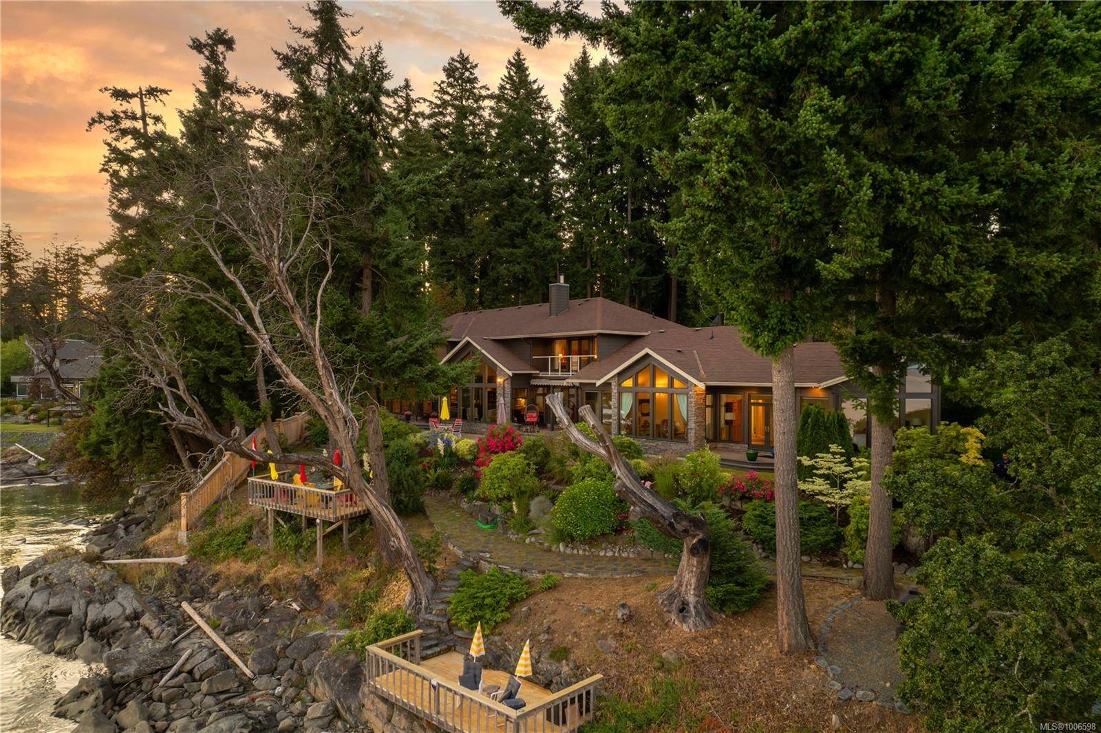 Ladysmith, BC V9G 1K7,3842 Fearn Way