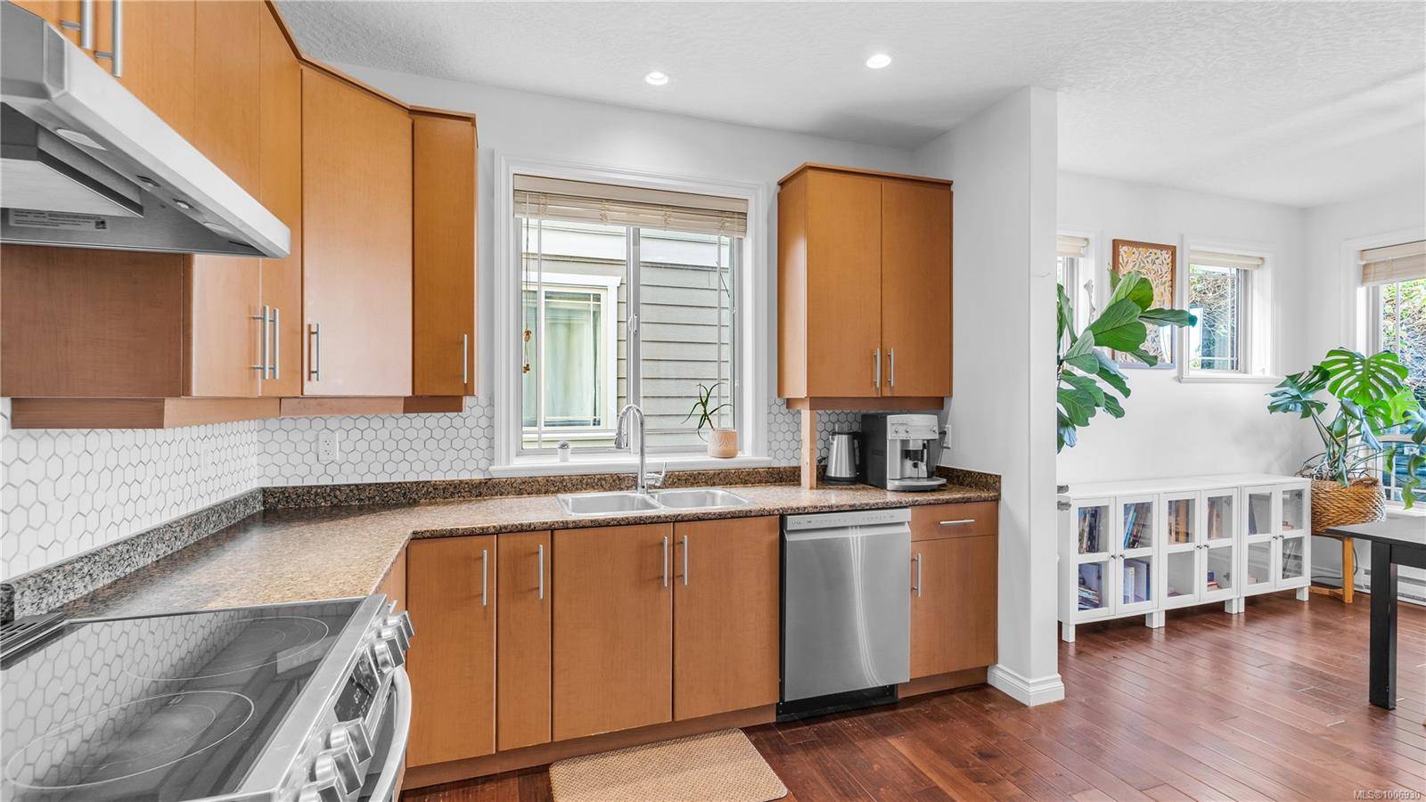 Sooke, BC V9Z 0W4,6591 Arranwood Dr #108
