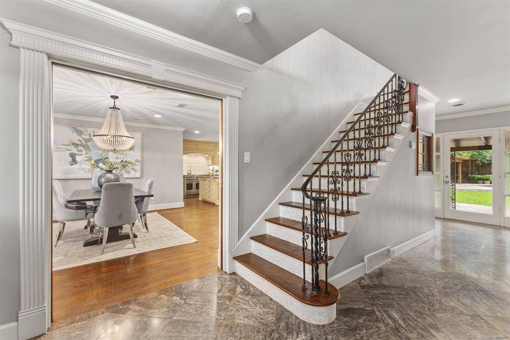 Dallas, TX 75208,1803 W Colorado Boulevard