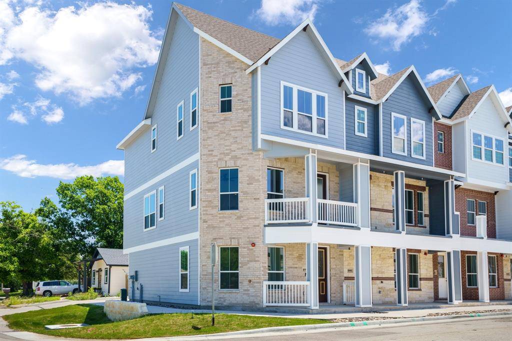 Lewisville, TX 75057,270 Harris Street