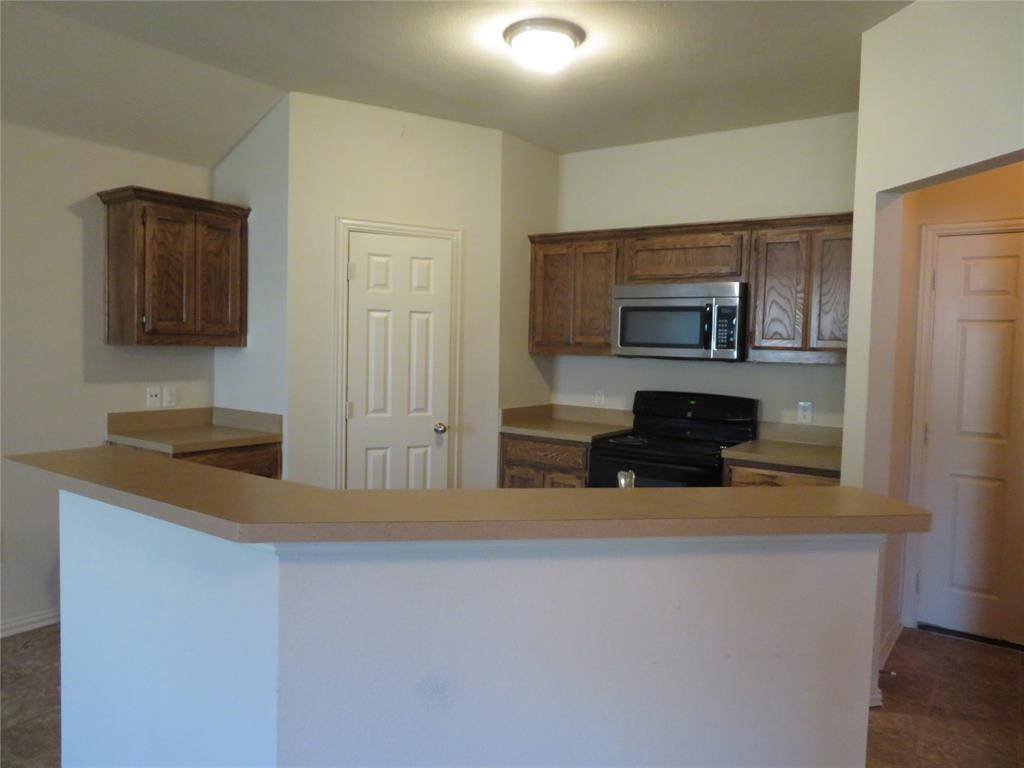 Dallas, TX 75237,3027 Appaloosa Drive