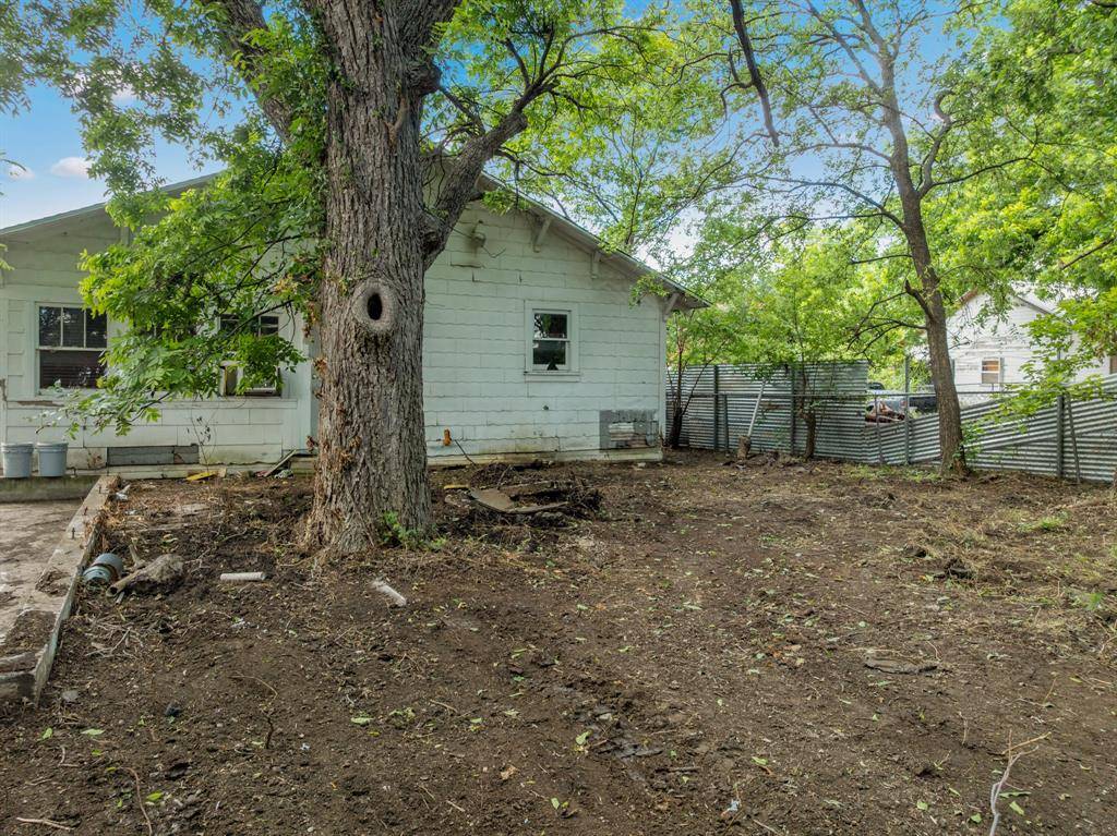 Hillsboro, TX 76645,518 W Elm Street