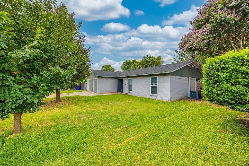 Watauga, TX 76148,6517 Bernadine Drive