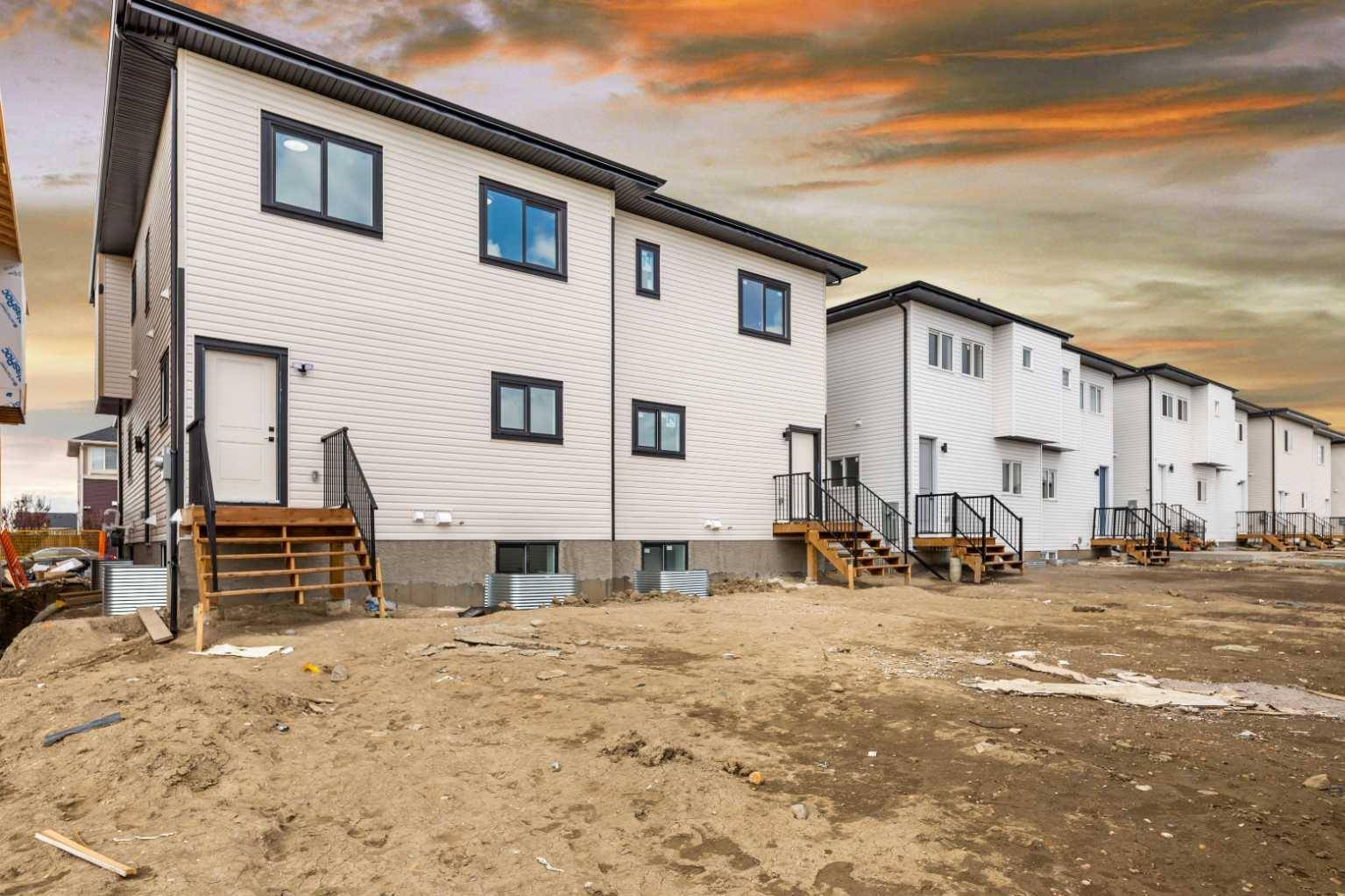 Calgary, AB T3J 2L5,172 Saddlelake MNR Northeast
