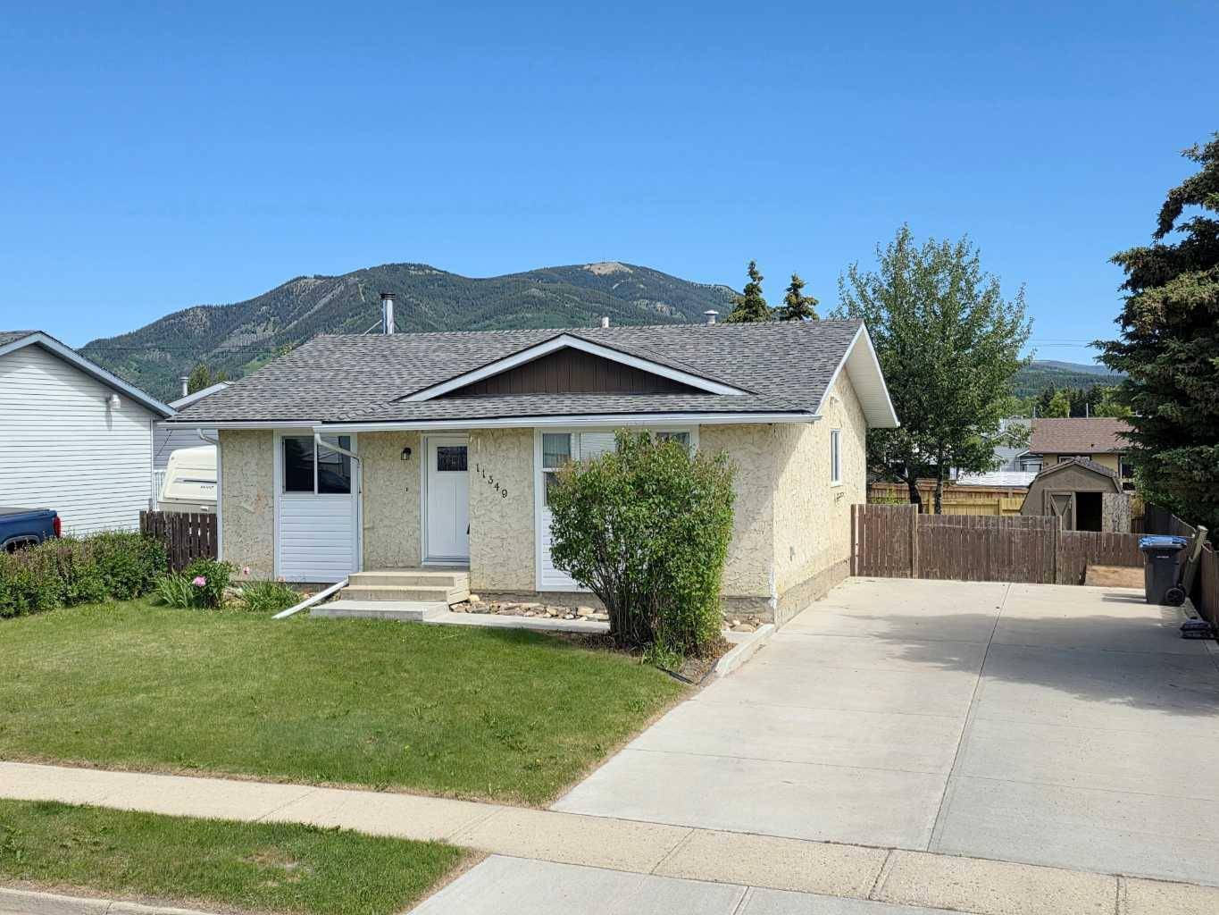 11349 Leonard Street, Grande Cache, AB T0E0Y0
