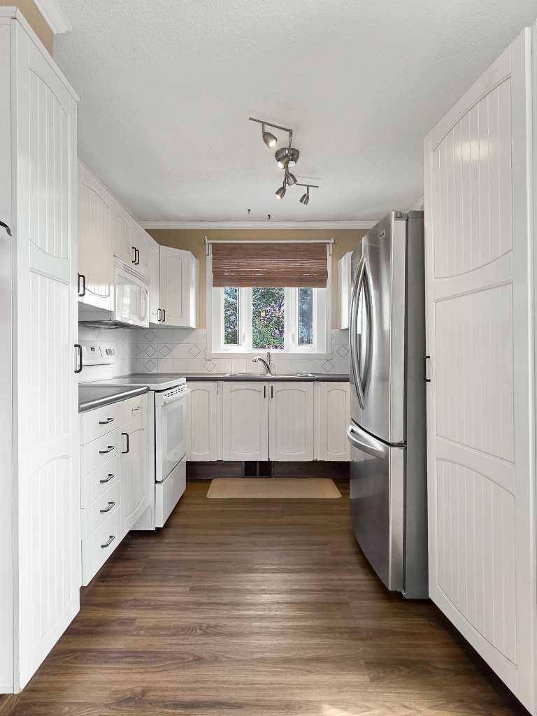 Grande Cache, AB T0E0Y0,11349 Leonard Street
